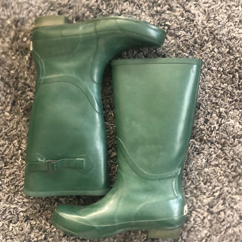 LL bean high rain boots